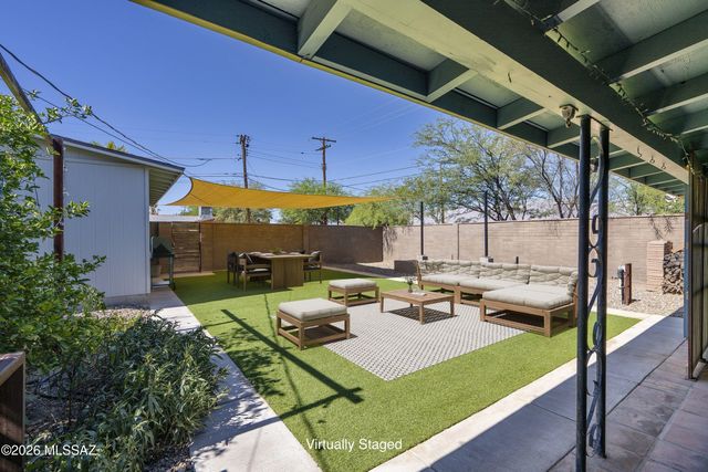 2002 E Monte Vista Drive, Tucson, AZ 85719