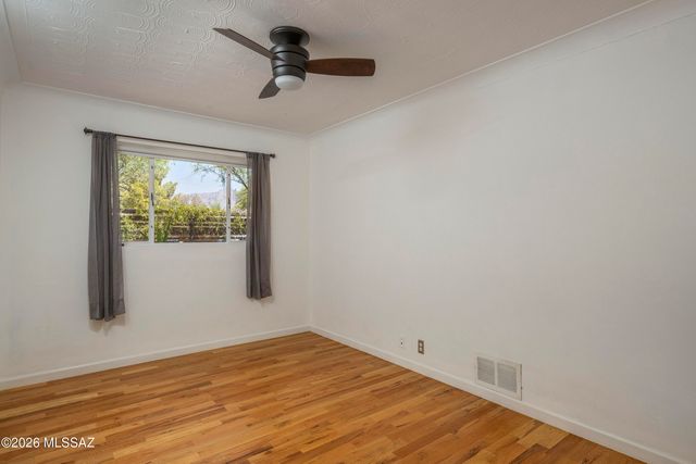 2002 E Monte Vista Drive, Tucson, AZ 85719