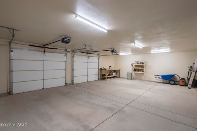2002 E Monte Vista Drive, Tucson, AZ 85719
