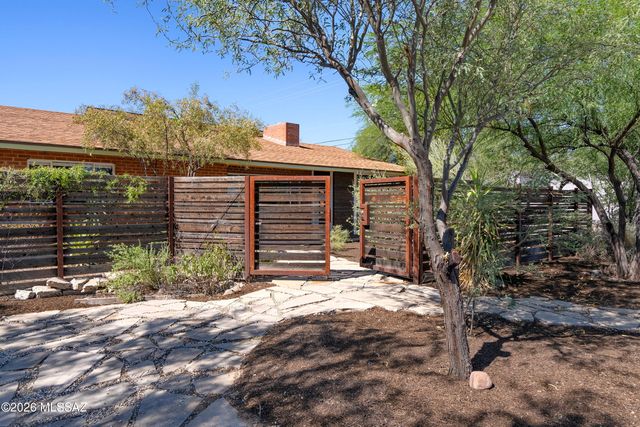 2002 E Monte Vista Drive, Tucson, AZ 85719