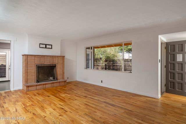 2002 E Monte Vista Drive, Tucson, AZ 85719