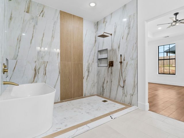 1101 Ajo Court, Granbury, TX 76048