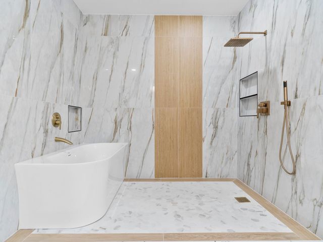 1101 Ajo Court, Granbury, TX 76048