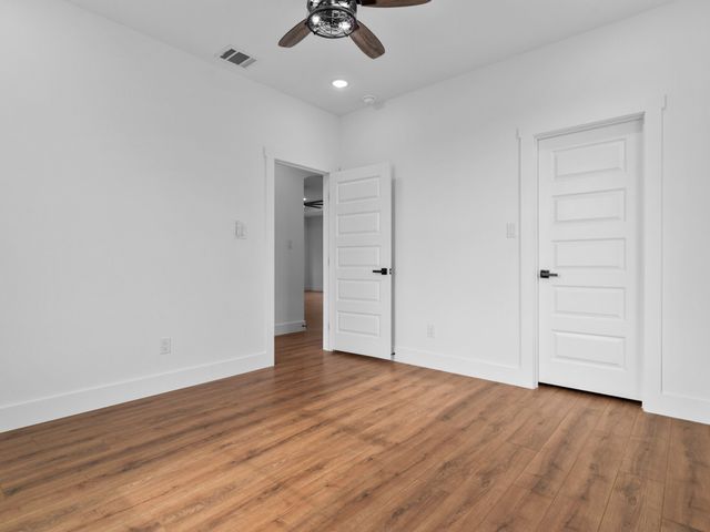 1101 Ajo Court, Granbury, TX 76048