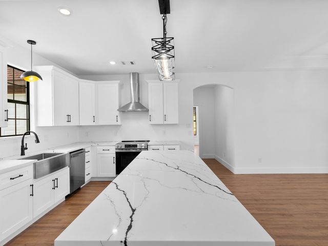 1101 Ajo Court, Granbury, TX 76048