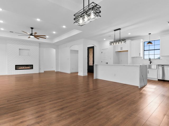 1101 Ajo Court, Granbury, TX 76048