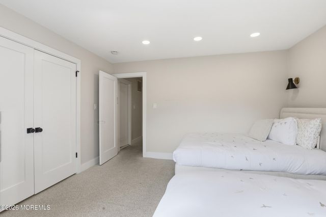 136 Williamsburg Lane, Lakewood, NJ 08701