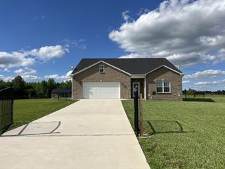 1130 Ferrells Loop Rd, Beechgrove, TN 37018