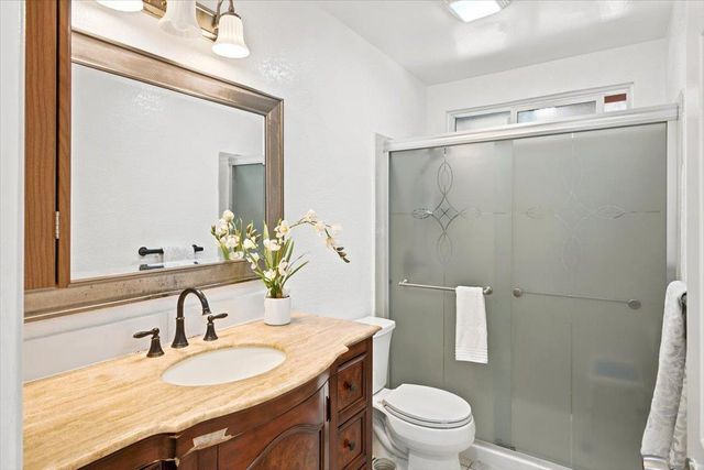 6109 6109 Hermosa St, Sacramento, CA 95822