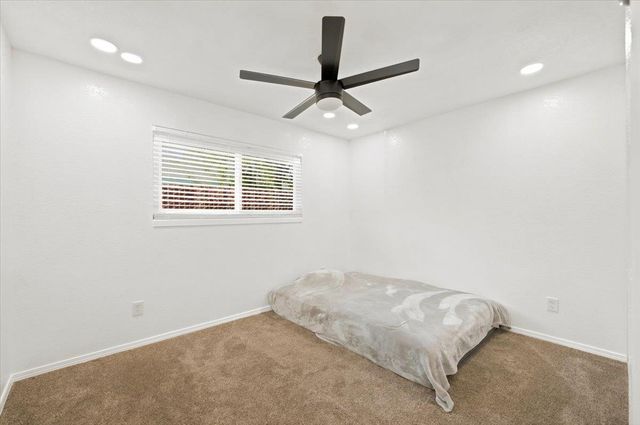6109 6109 Hermosa St, Sacramento, CA 95822
