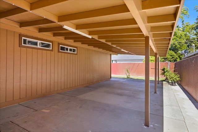 6109 6109 Hermosa St, Sacramento, CA 95822