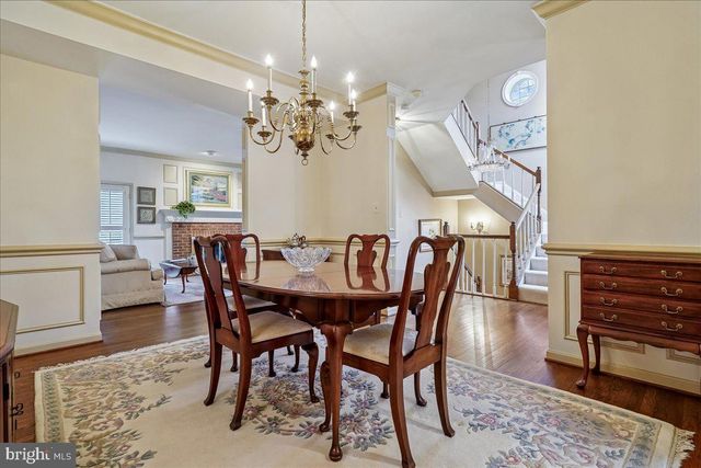 10243 ASPEN WILLOW DR, Fairfax, VA 22032