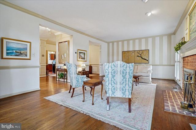 10243 ASPEN WILLOW DR, Fairfax, VA 22032