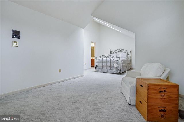 10243 ASPEN WILLOW DR, Fairfax, VA 22032