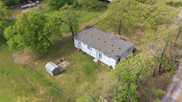 7334 W Line Road, Collinsville, TX 76233