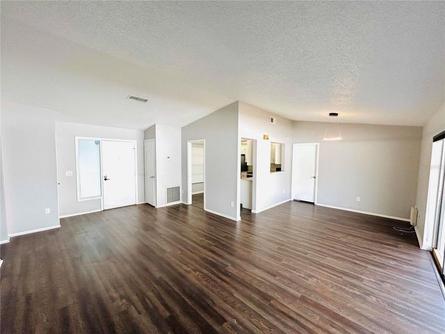 7516 S SANIBEL CIRCLE, Temple Terrace, FL 33637