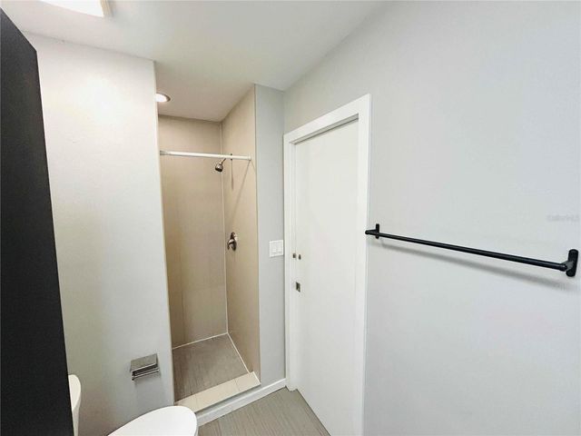 7516 S SANIBEL CIRCLE, Temple Terrace, FL 33637