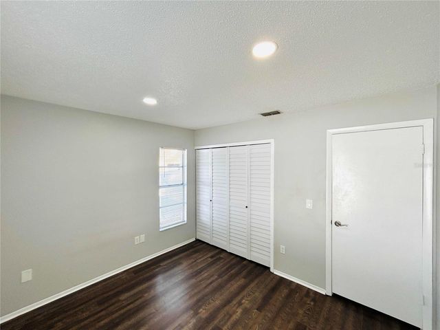 7516 S SANIBEL CIRCLE, Temple Terrace, FL 33637