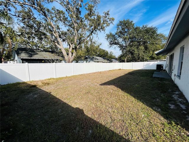 7516 S SANIBEL CIRCLE, Temple Terrace, FL 33637