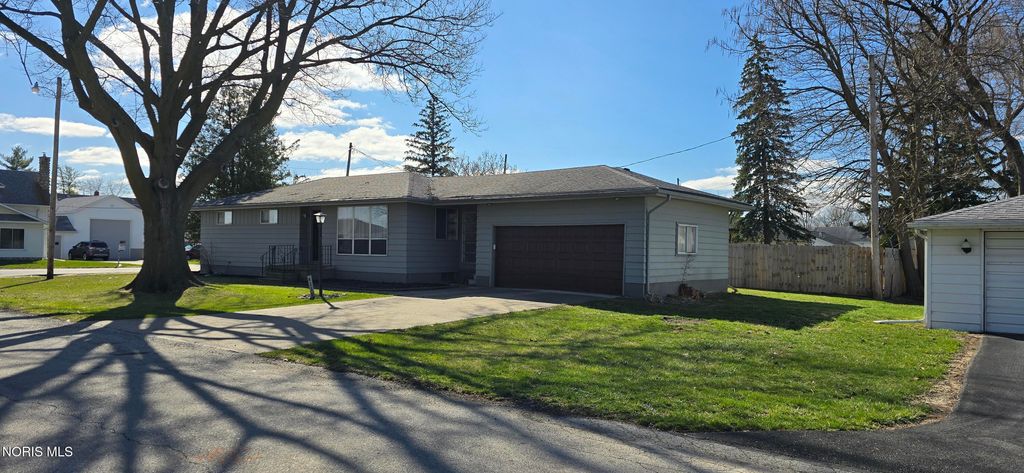 4110 Wise Street, Northwood, OH 43619