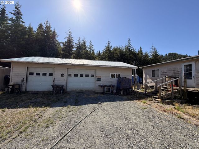 94515 LANGLOIS MOUNTAIN Rd, Langlois, OR 97450