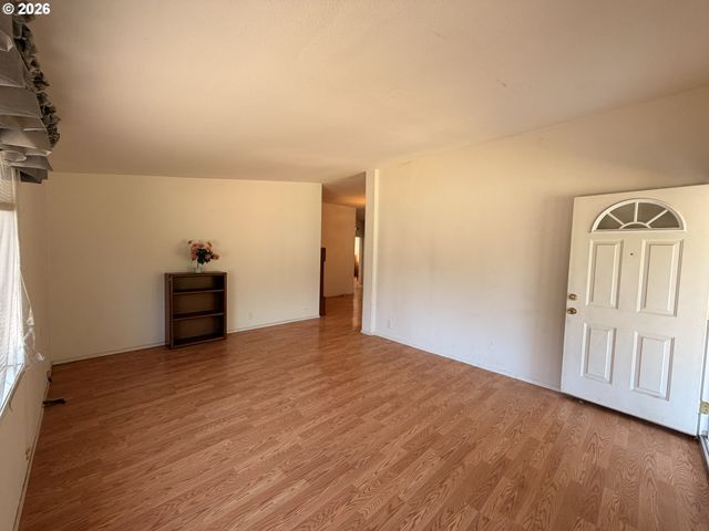 94515 LANGLOIS MOUNTAIN Rd, Langlois, OR 97450