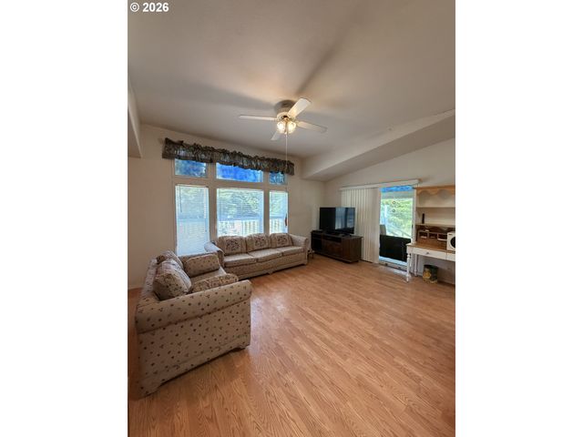 94515 LANGLOIS MOUNTAIN Rd, Langlois, OR 97450