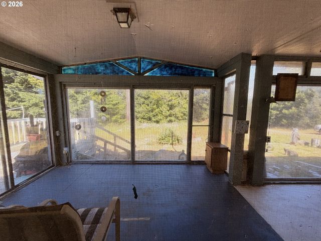 94515 LANGLOIS MOUNTAIN Rd, Langlois, OR 97450
