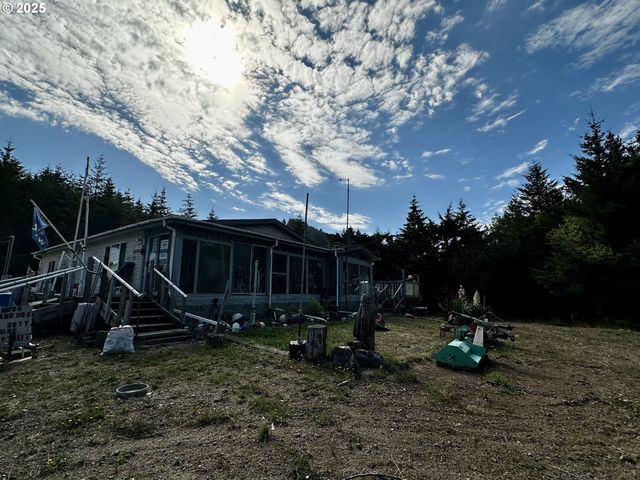 94515 LANGLOIS MOUNTAIN Rd, Langlois, OR 97450