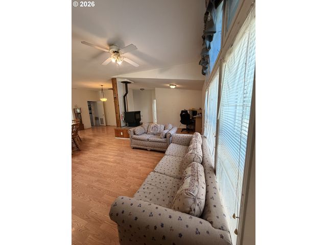 94515 LANGLOIS MOUNTAIN Rd, Langlois, OR 97450