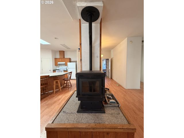 94515 LANGLOIS MOUNTAIN Rd, Langlois, OR 97450