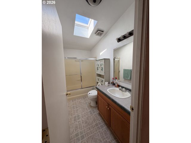 94515 LANGLOIS MOUNTAIN Rd, Langlois, OR 97450