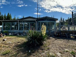 94515 LANGLOIS MOUNTAIN Rd, Langlois, OR 97450