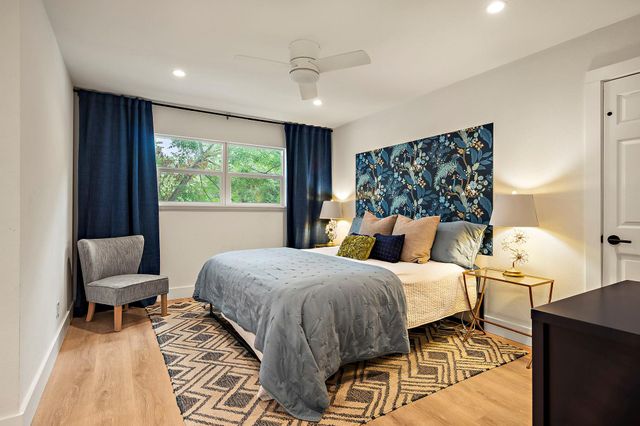 1206 Hollow Creek DR 3, Austin, TX 78704