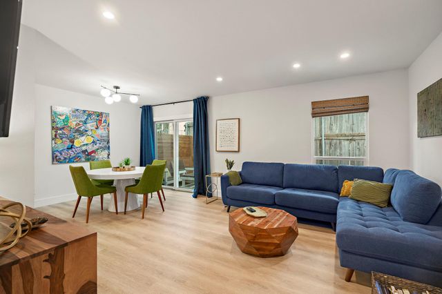 1206 Hollow Creek DR 3, Austin, TX 78704