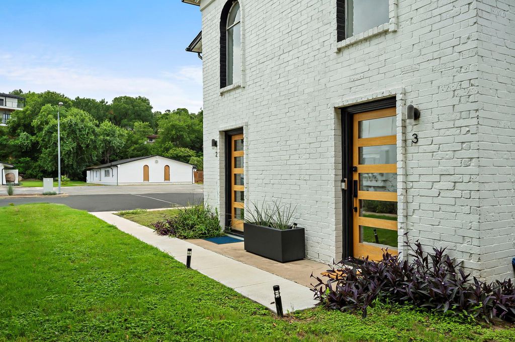 1206 Hollow Creek DR 3, Austin, TX 78704