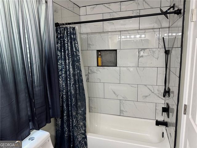 2100 Tiger Flowers Drive, Atlanta, GA 30314