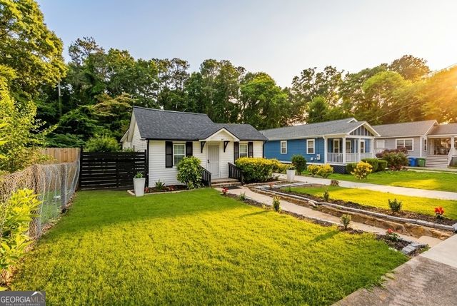 2100 Tiger Flowers Drive, Atlanta, GA 30314