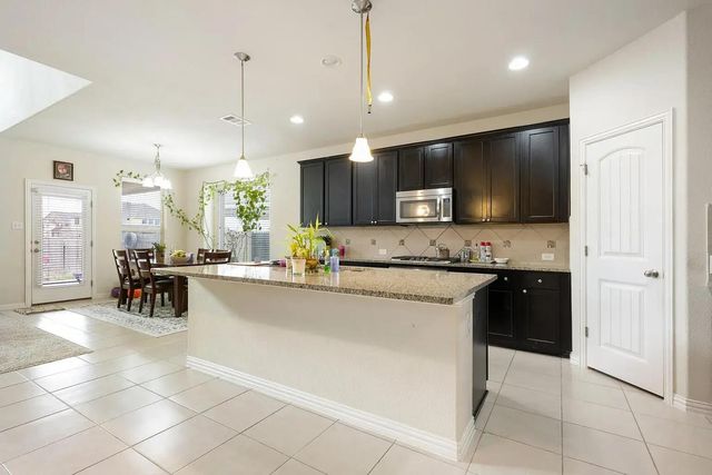 3728 Mineral DR, Leander, TX 78641