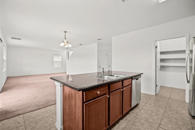1542 Lexington Square SW, Vero Beach, FL 32962