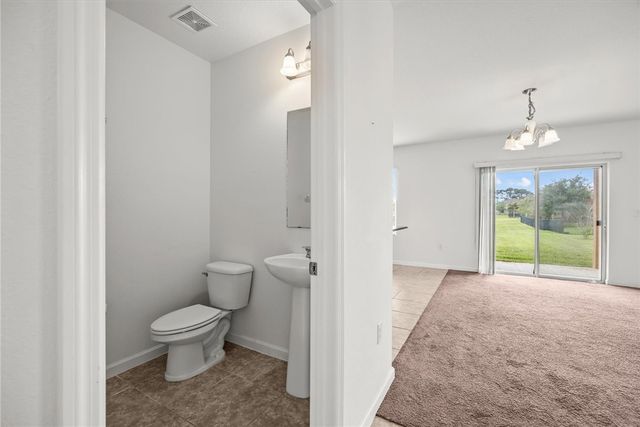 1542 Lexington Square SW, Vero Beach, FL 32962