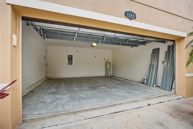 1542 Lexington Square SW, Vero Beach, FL 32962