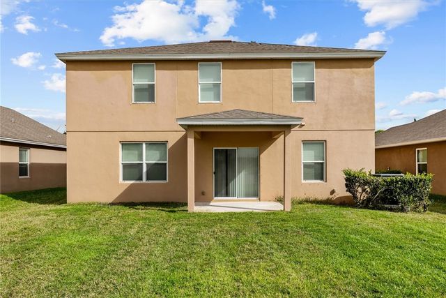 1542 Lexington Square SW, Vero Beach, FL 32962