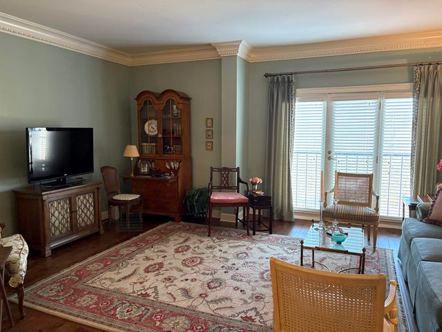 5400 Park Ave Apt 413, Memphis, TN 38119