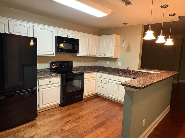 5400 Park Ave Apt 413, Memphis, TN 38119