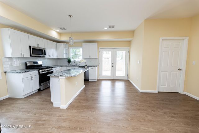 2408 Herbertsville Road, Point Pleasant, NJ 08742
