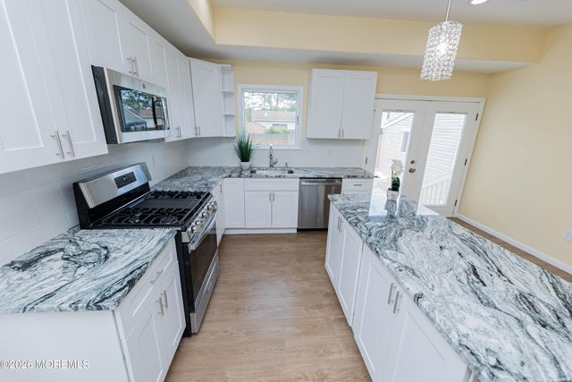 2408 Herbertsville Road, Point Pleasant, NJ 08742
