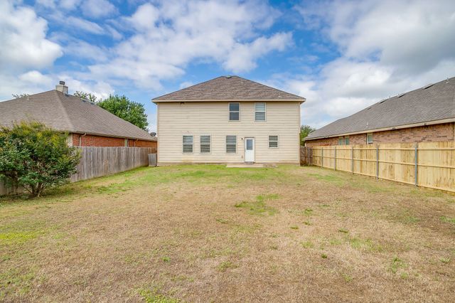 812 Sheryn Drive, Burleson, TX 76028