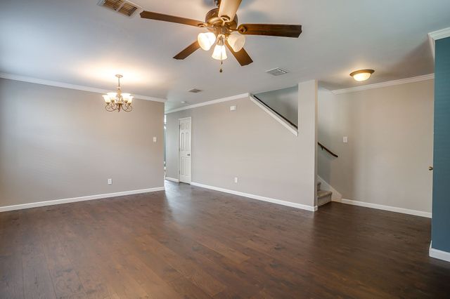 812 Sheryn Drive, Burleson, TX 76028