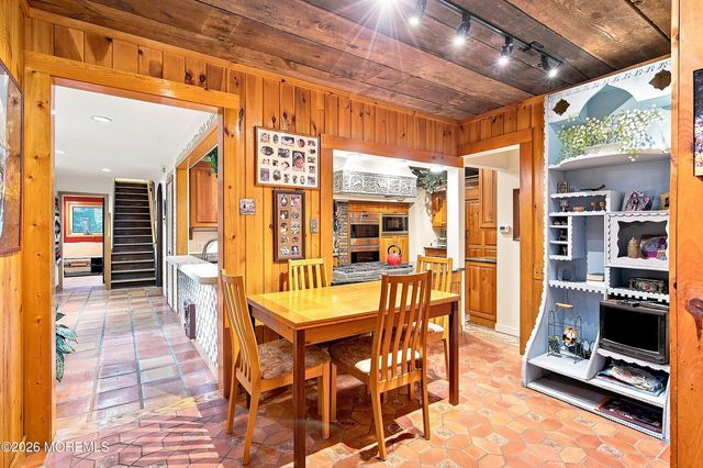 20 Rimwood Drive, Lincroft, NJ 07738